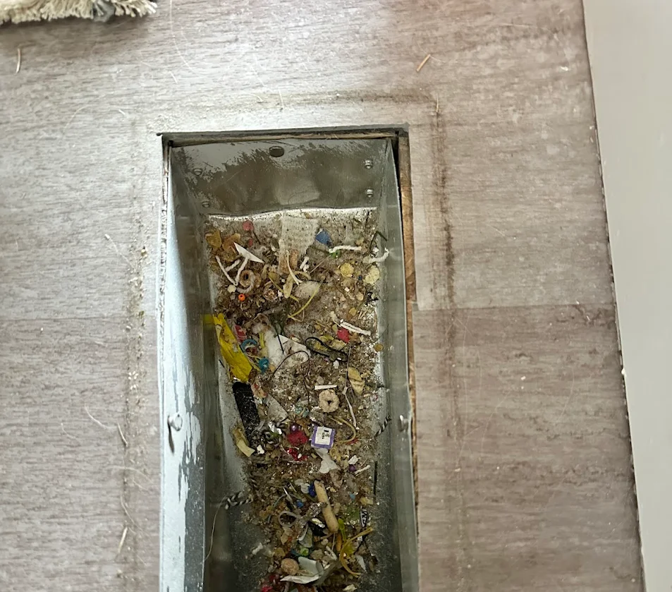 DIrty air duct in a Monument, CO home